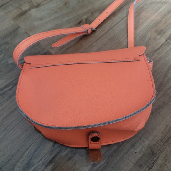 American Eagle Cute Crossbody Purse - Picture 3 of 8